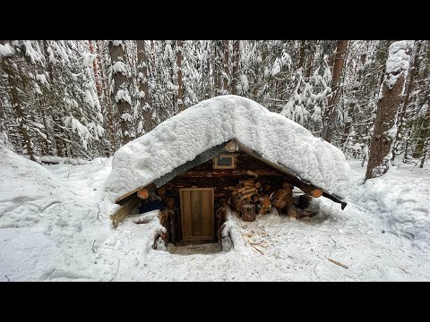 A WARM LOG CABIN UNDERGROUND IN -25°C OUTSIDE! I MADE A SMALL FOLDING TABLE / SOLO BUSHCRAFT