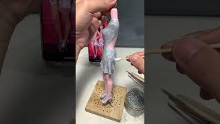 Clay Artisan JAY ：Creating a Beautiful G.E.M. Sculpture