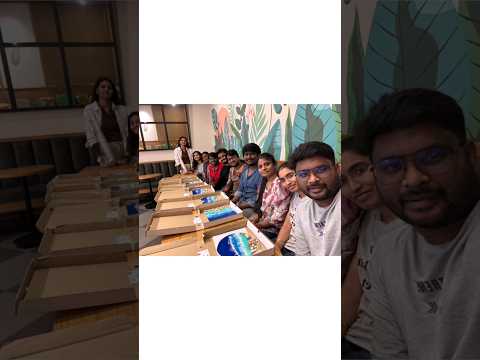 Resin Art Workshop in Hyderabad 💙 Book now for next workshop 👇 Comment for details✨