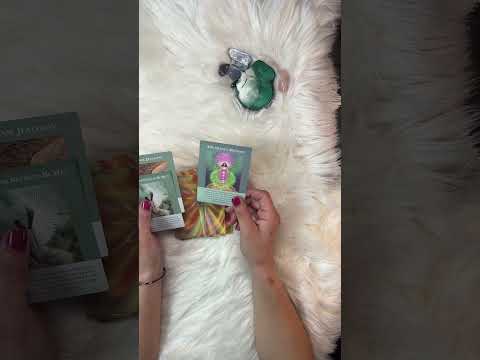 Happy Thursday! #abundance #mindset #affirmations #cardoftheday #manifestation #message #jealousy