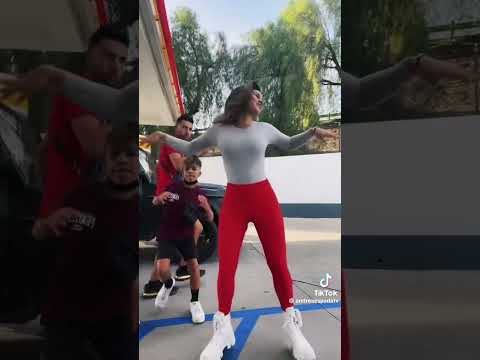 Who is a better dancer, Andrea vs ferran😂 #royaltyfamilyshorts #funny #yourchildren