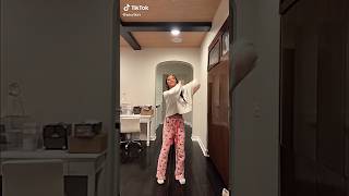 😝#fyp #viral #trending #dance #dancetrend #viraldance #tiktoksounds #makemefamous #embreighcourtlyn