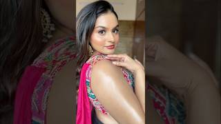 The Best Body Glow Hack 😍✨🪩 #bodyglow #makeup #trending #viral #highlighter #diwali #skincare