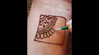 #trendingshort#shortvideo#mehanditutorials#viral😱🌿😇🥰#mehanditutorials#hennatricks#handmehndidesigns