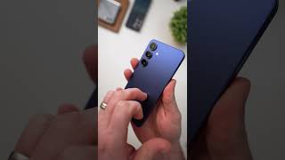 Samsung Galaxy S25 unboxing and comparison to the Galaxy S25 Ultra