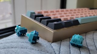 A cute, clacky keyboard. #shorts