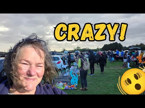 Car Boot Sale Madness! Home Decor Bargains & Flying Noodles? (POV)