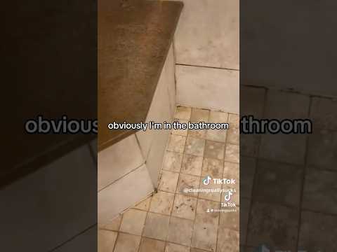 Great tips for cleaning a bathroom! #bathroomcleaning #mold #mildew