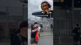 See what inter Milan fans did to Barca fans #shortvideo #shorts #ucl #uefa #milan #barcelona #fans