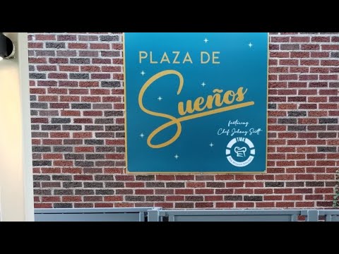 Small Biz Spotlight 210 is live! Plaza de Suenos a Toast to the Season.