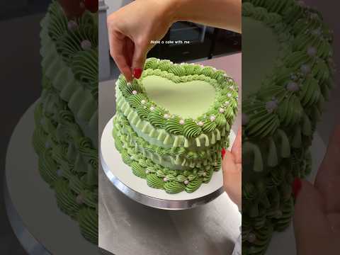 Heart cake decorating #cake #cakeseries #cakedecorating #heartcake #cakes #cakeshorts