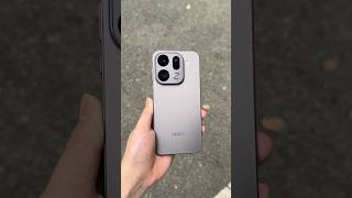 Oppo Find X9 Pro Hands On Review: Unbelievable Specs & Beautiful Design