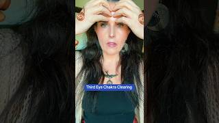 Third eye chakra clearing #healingenergy #thirdeye #thirdeyeopen #thirdeyechakrahealing #reiki #asmr