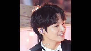 FREE WINK AND KISS FROM JUNGKOOK 🥰😍😘💜💜💜