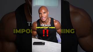 Weird Hacks Fitness Model Use To Stay Shredded