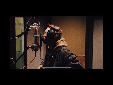 gareth.t - glow live in studio 2