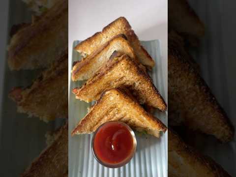 Crispy , crunch cheesy sandwich 🥪   #sandwich #sandwichrecipe #easysnacks #homemadesandwich