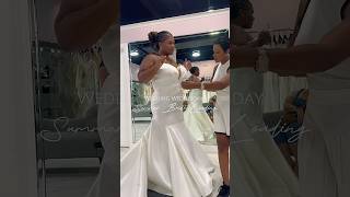 #WeddingDress #wedding #weddingstyle #weddingstyling #weddingstylist #fashionover40 #houstonstylist