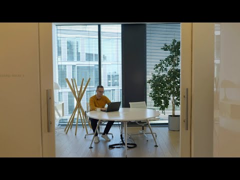 Deloitte College | Meeting with the client’s logistics manager
