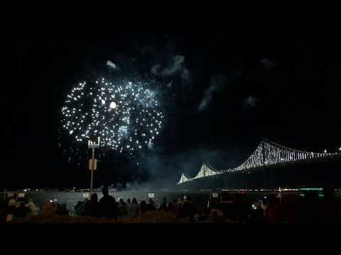 Amazing Fireworks 2019 at San Francisco | 4K