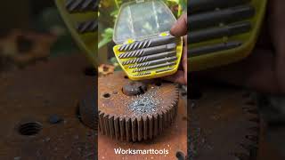 Broken screw extractor simple way to take. @worksmarttools #hardwaretools #maintenance