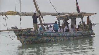 Kenya plastic boat raises pollution awareness