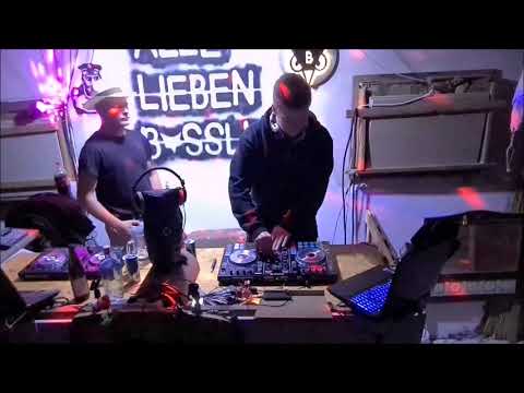 Dj Poxx B2B Stevomaticx - Drunk Live Set