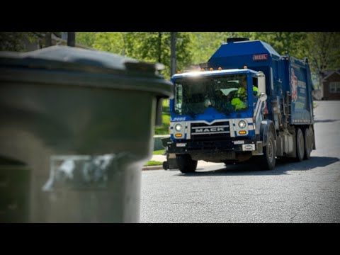 Republic Services Mack Heil Pythons On Recycling