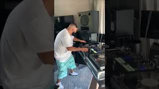 DJ KHALED DJ'ING