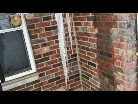 guy films giant icicle then beatboxes