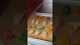 Sour Patch Kids but CRUNCHY 🤤 #freezedriedcandy #candy #viral #freezedried #freezedriedcandy