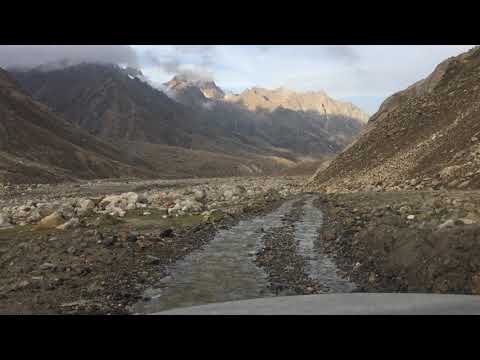 Somewhere between Gramphoo and Batal, the Elantra soldiers on