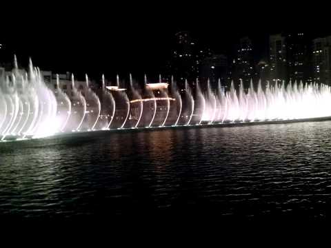 #Dubai #dancing # dubaimall #fountain #Amzlogs Dancing Fountain Dubai