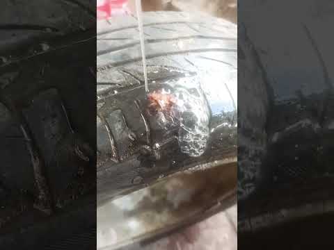 tubeless tyre puncture leakage 😄 #youtubeshorts #viral #tyre