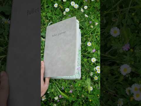 Wild flower - bullet journal cover... #RM #shorts #bujoideas #drawing #desenho #indigo