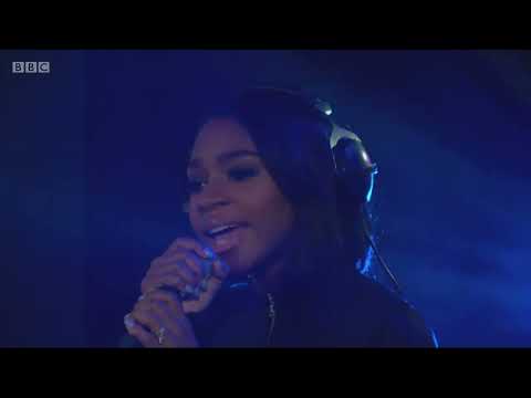 Fifth Harmony - Work From Home (BBC Radio 1 Live Lounge 2016)