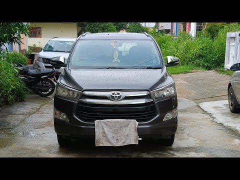 INNOVA CRYSTA G 8 SEATER 1170000/- ONLY SHOW ROOM TRACK CELL 6300150043