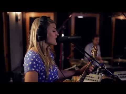 "Gotta Have You" - Jillian Edwards // Brite Session