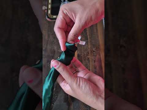 how to make scrunchies at home 🌸# #satinscrunchies#shortvideo  #scrunchiestyle#viral #viralahorts