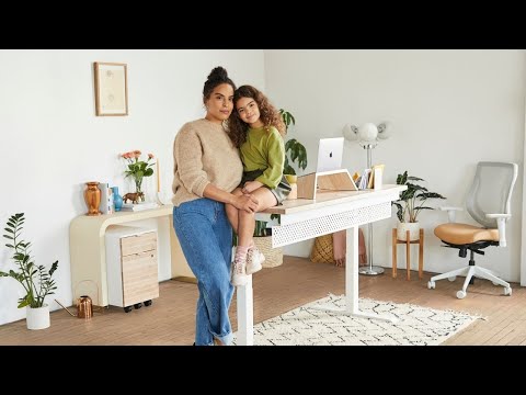 Desks that fit you in every way | The Urban Essentials
