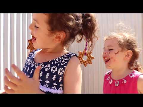 KIDS VLOGMAS DAY 18: Christmas Games