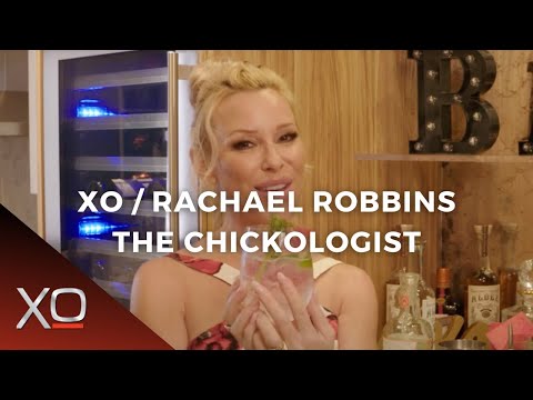 XO "Chickologist" Mixologist on the best ice for drinks