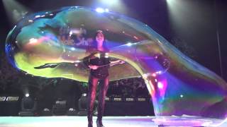 Melody Yang Gazillion Bubble Show