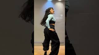 Crazy Kiya Re Dance Choreography by @AmishaJayaram