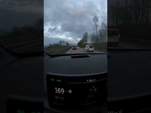 650 horsepower electric car vs Mercedes AMG C63s 510 horsepower on German autobahn!