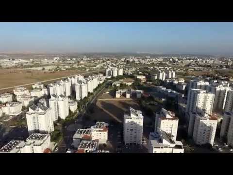 גני אביב - מלמעלה