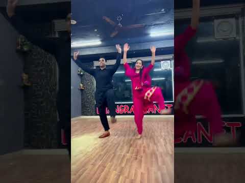 #bhangradance #bhangrashorts #shorts #shortsvideoviral #bhangra #bhangragidda #bhangragrouppunjab