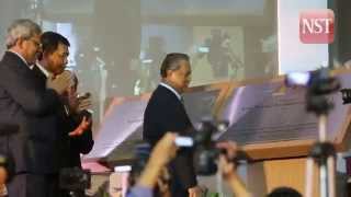 Muhyiddin launches the Matrix Global Schools