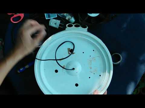 DIY HOMEMADE 220V INCUBATOR USING PLASTIC CONTAINER FOR CHICKEN EGG.