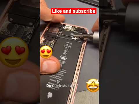 Best way to remove iPhone 📲 battery #shorts